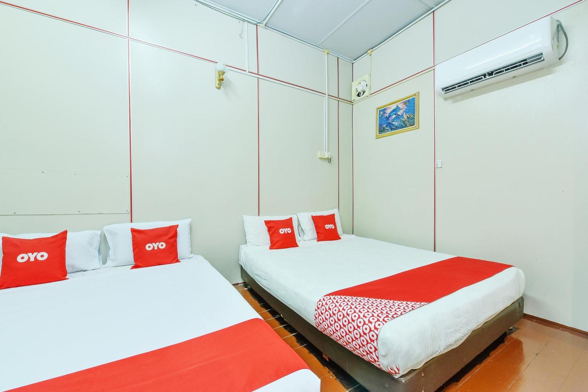 Oyo 90627 Pulau Ketam Inn Кланг Экстерьер фото