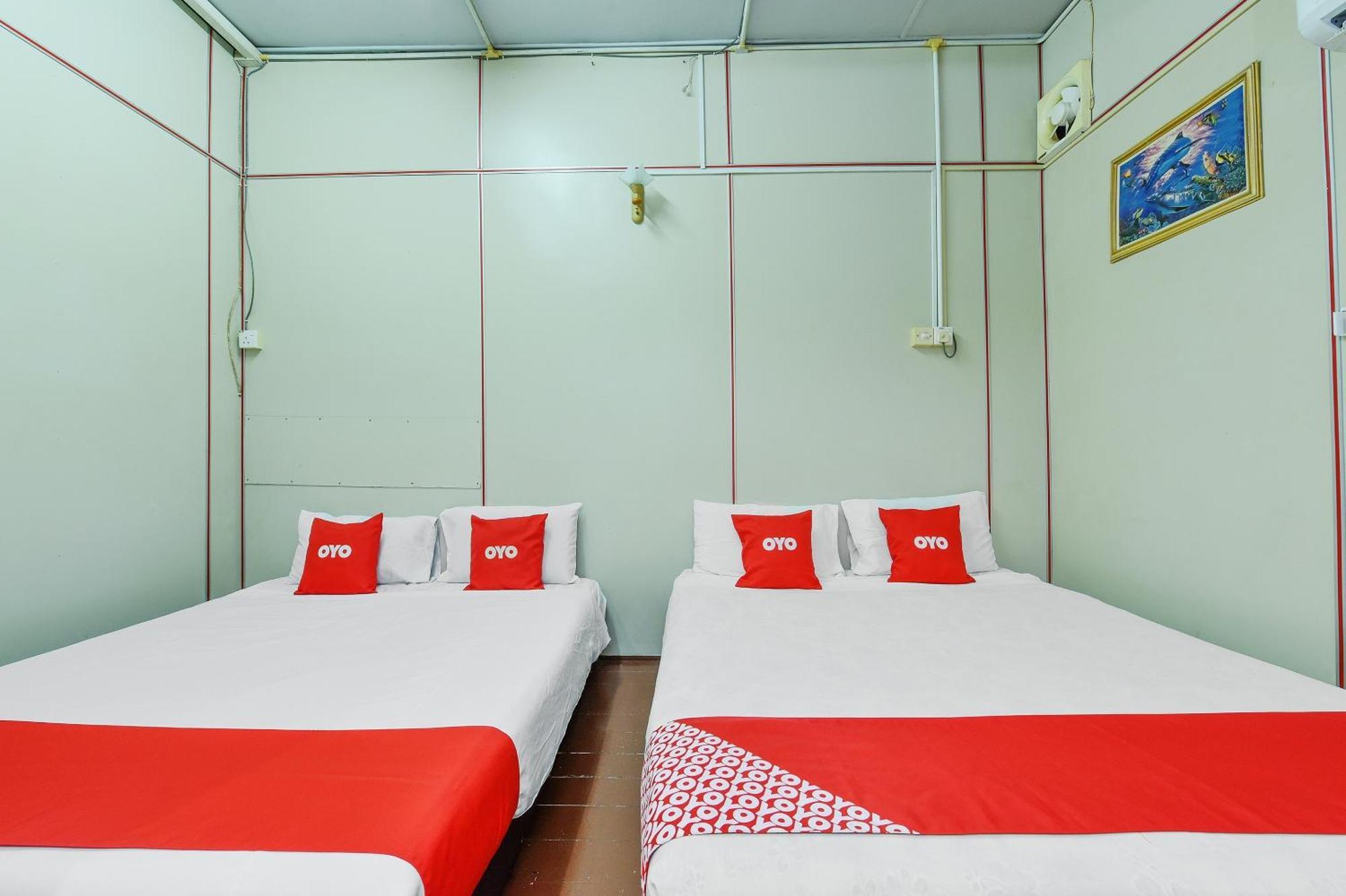 Oyo 90627 Pulau Ketam Inn Кланг Экстерьер фото